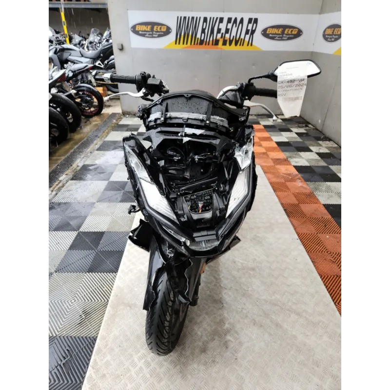 HONDA PCX 125 .