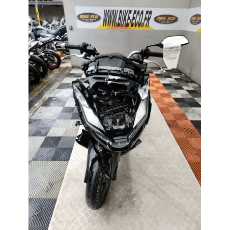HONDA PCX 125 .