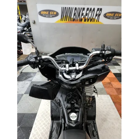 HONDA PCX 125 .