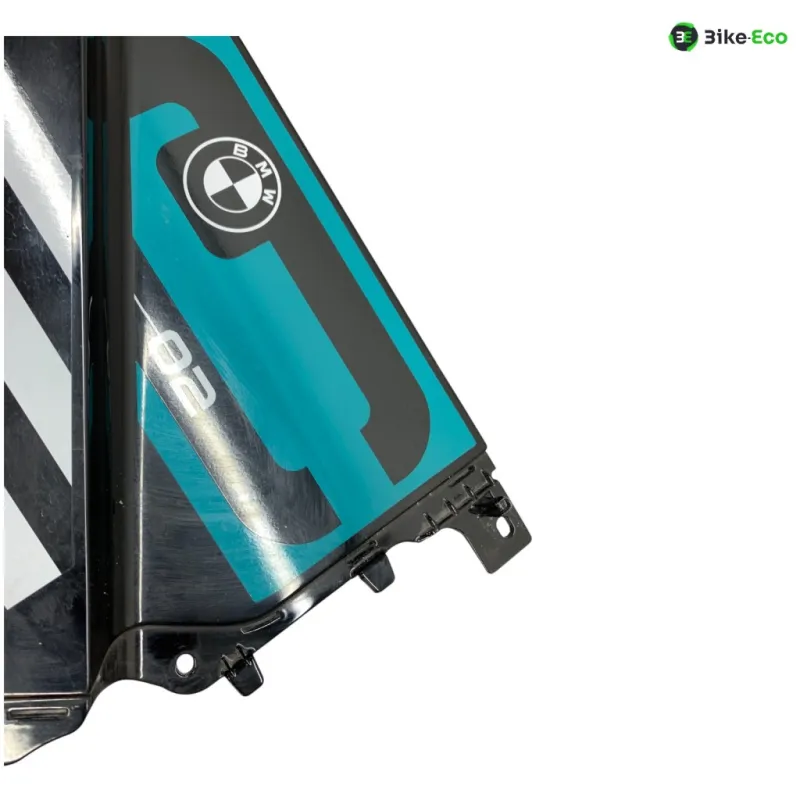 Cache lateral gauche BMW CE 02 2024-2026