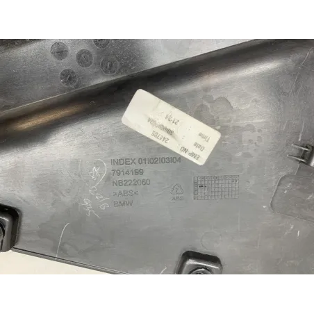 Cache lateral gauche BMW CE 02 2024-2026