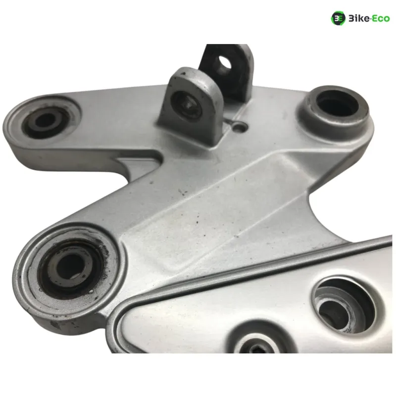 Platine avant droite YAMAHA FZ6 600 2007-2008