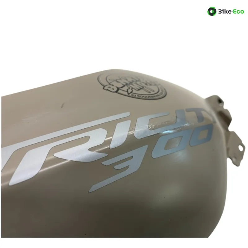 Cache carenage coque arriere droit YAMAHA MWD 300 TRICITY 2020-2022