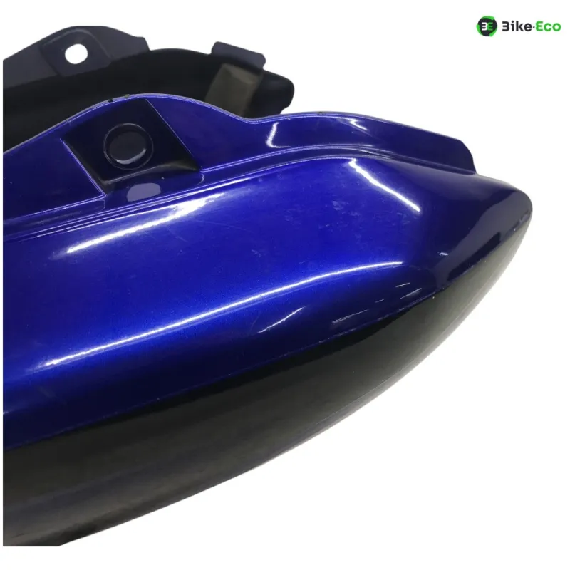 Cache carenage coque arriere YAMAHA FZS 600 2002-2003 FAZER