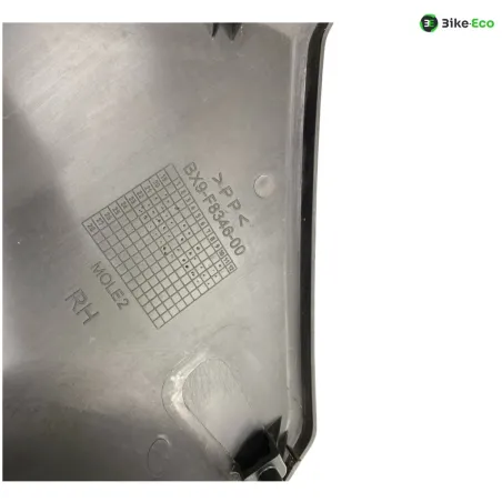 cache carenage face avant droit YAMAHA MWD 300 TRICITY 2020-2025