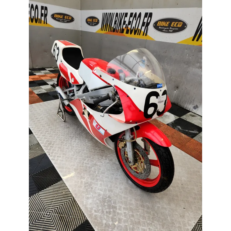 YAMAHA TZ 250
