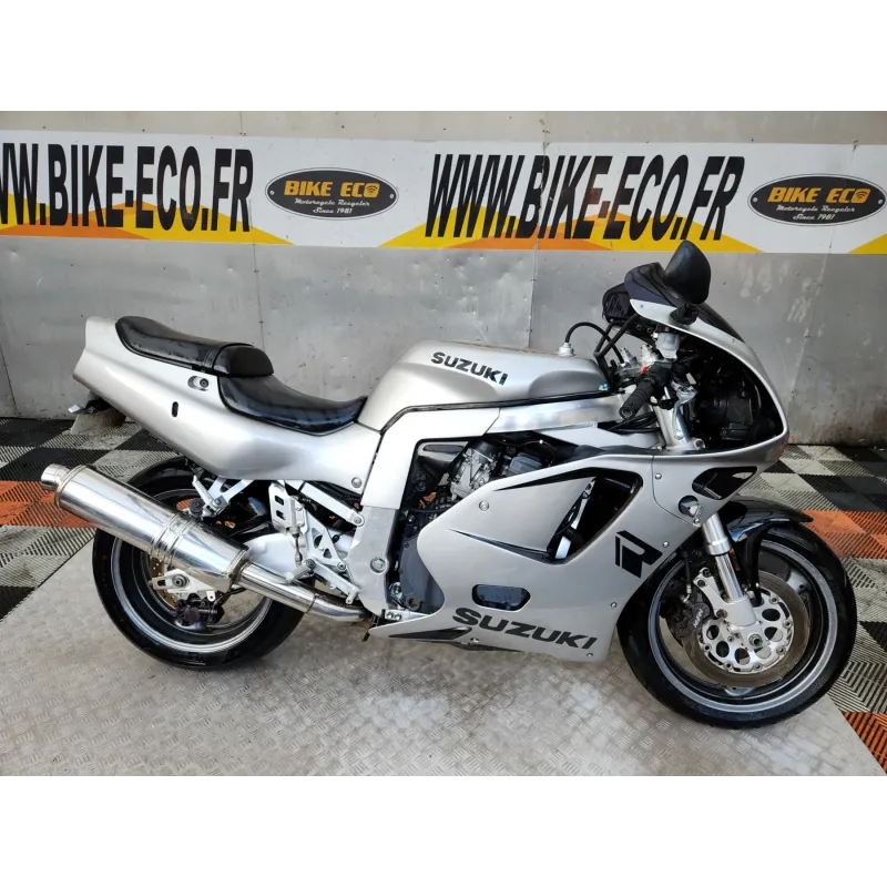 SUZUKI GSXR 750