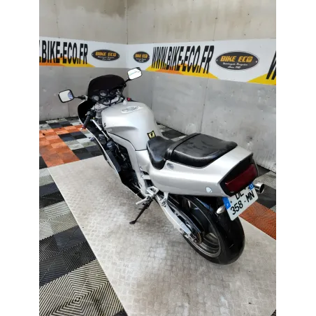 SUZUKI GSXR 750