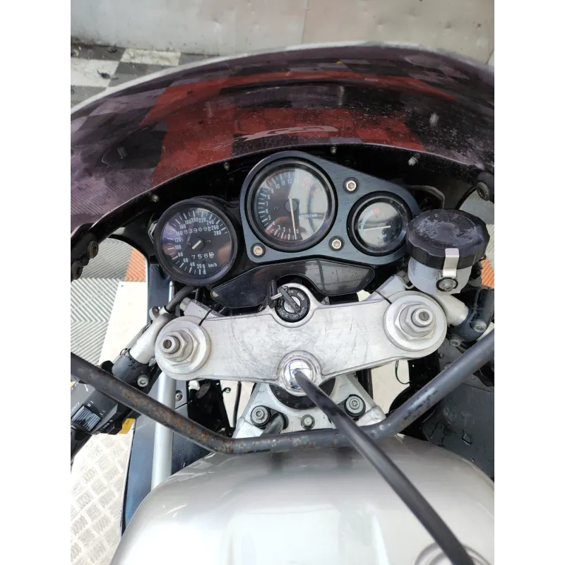 SUZUKI GSXR 750