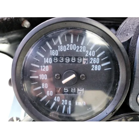 SUZUKI GSXR 750