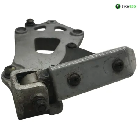 Platine et repose pieds arriere gauche SUZUKI GSXR 1100 1986-1988