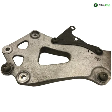Platine et repose pieds arriere gauche SUZUKI GSXR 1100 1986-1988