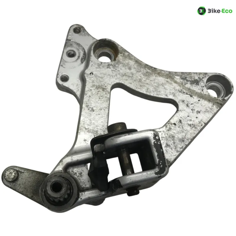 Platine avant droite SUZUKI GSXR 1100 1986-1988