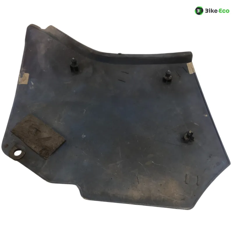 Cache carenage sous selle droit SUZUKI GSXR 1100 1986-1988