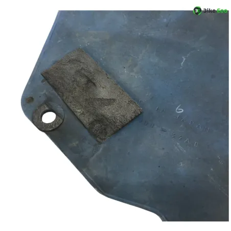Cache carenage sous selle droit SUZUKI GSXR 1100 1986-1988