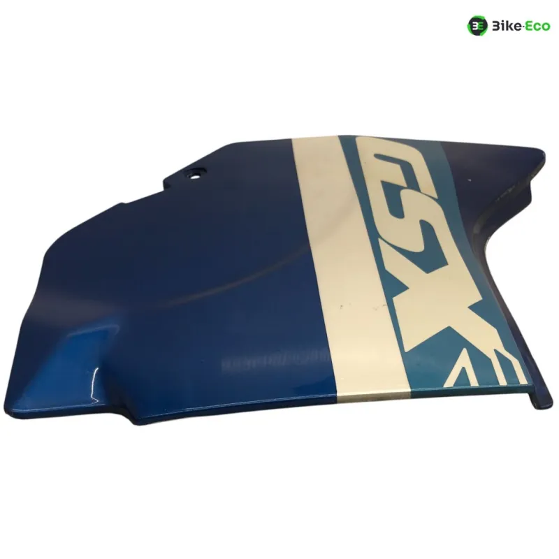 Cache carenage sous selle gauche SUZUKI GSXR 1100 1986-1988