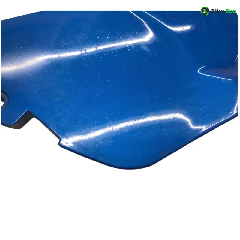 Cache carenage sous selle gauche SUZUKI GSXR 1100 1986-1988