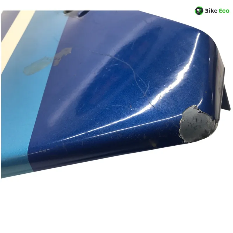Cache carenage coque arriere gauche SUZUKI GSXR 1100 1986-1988