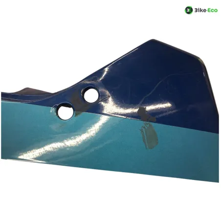 Cache carenage coque arriere gauche SUZUKI GSXR 1100 1986-1988