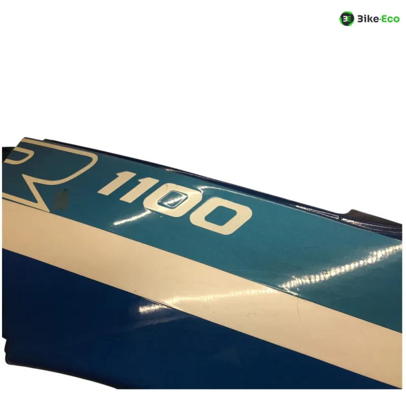 Cache carenage coque arriere gauche SUZUKI GSXR 1100 1986-1988