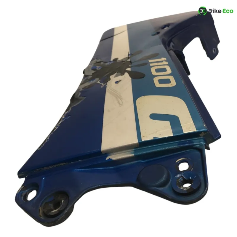 Cache carenage coque arriere droit SUZUKI GSXR 1100 1986-1988