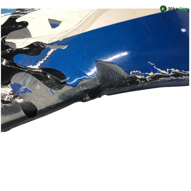 Cache carenage coque arriere droit SUZUKI GSXR 1100 1986-1988