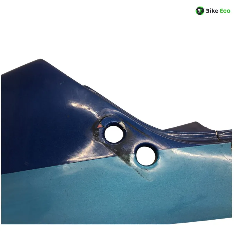Cache carenage coque arriere droit SUZUKI GSXR 1100 1986-1988