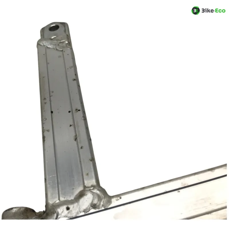 Berceau cadre avant droit SUZUKI GSXR 1100 1986-1988