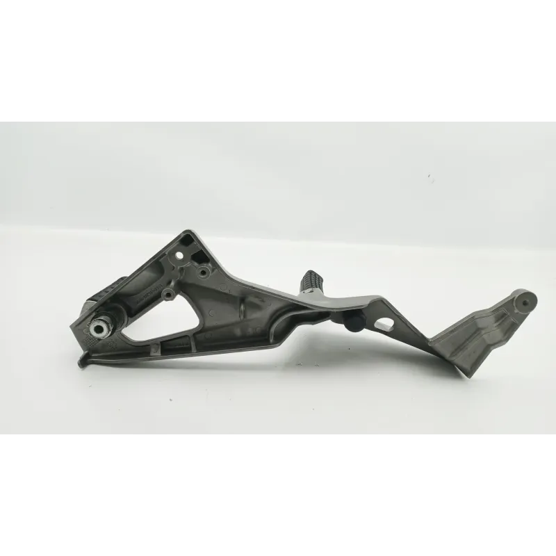 Platine avant droite HONDA NTV 700 DEAUVILLE ABS 2006 - 2016