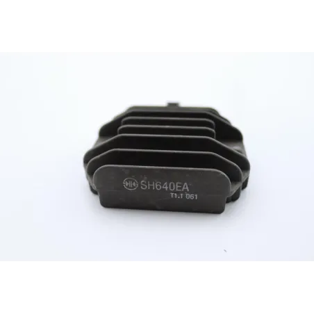 Regulateur charge batterie YAMAHA YPR 125 XMAX 2010 - 2013