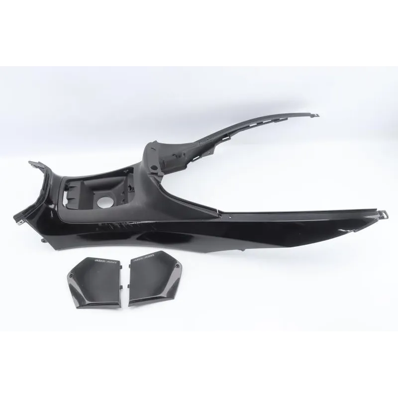 Cache carenage centrale marche pieds plancher PIAGGIO MP3 500 LT BUSINESS 2014 - 2016