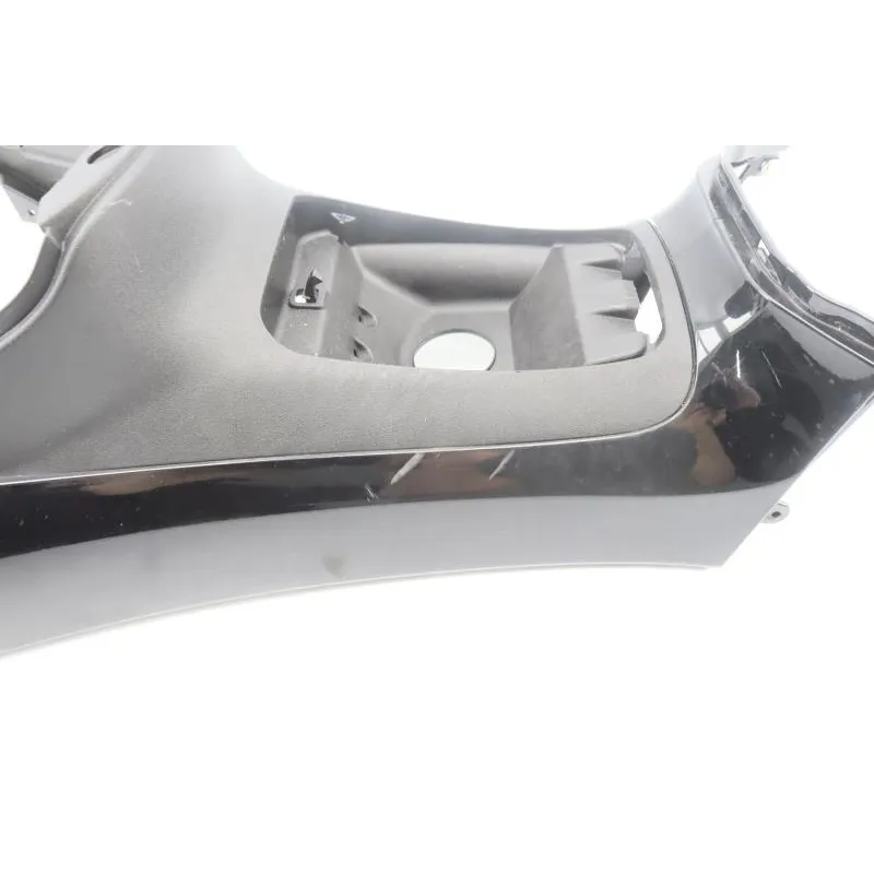 Cache carenage centrale marche pieds plancher PIAGGIO MP3 500 LT BUSINESS 2014 - 2016