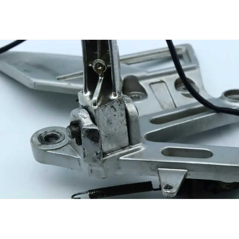 Platine avant droite YAMAHA TZR 50 2003 - 2013