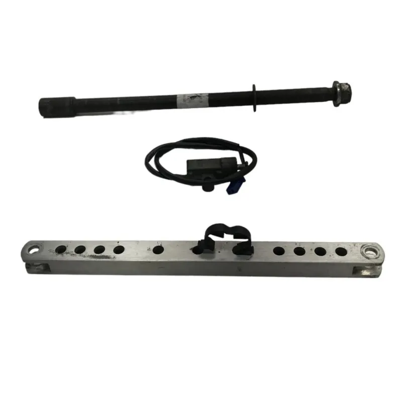 Axe de roue arriere YAMAHA BT 1100 2002-2006 BULLDOG