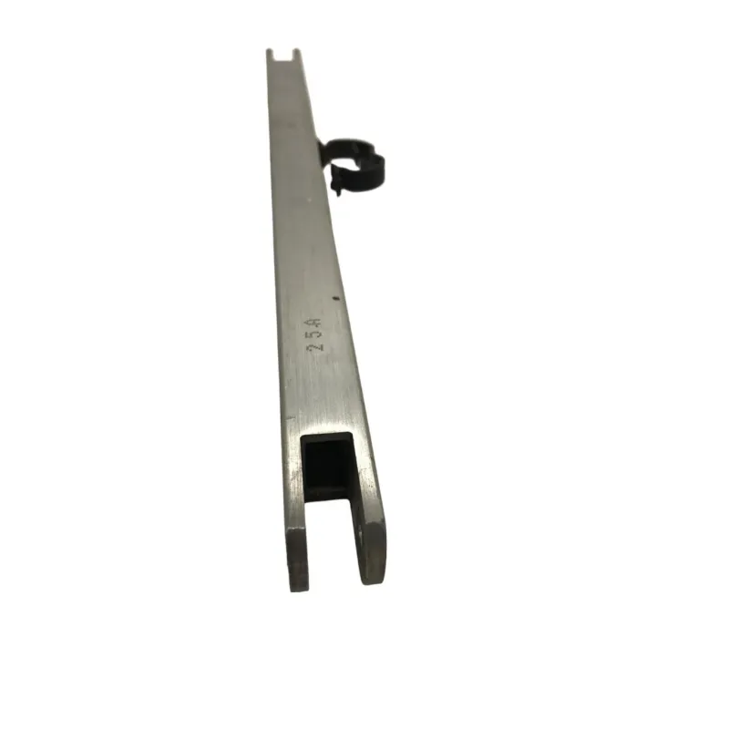 Axe de roue arriere YAMAHA BT 1100 2002-2006 BULLDOG