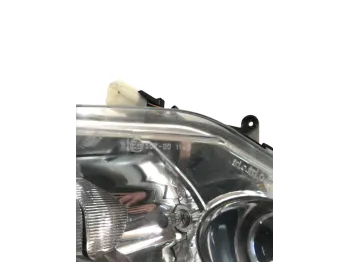 Optique avant gauche (feux)(phare) PEUGEOT SATELIS 125 2006-2008