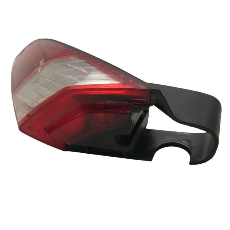 Feu arriere gauche PEUGEOT SATELIS 125 2006-2008