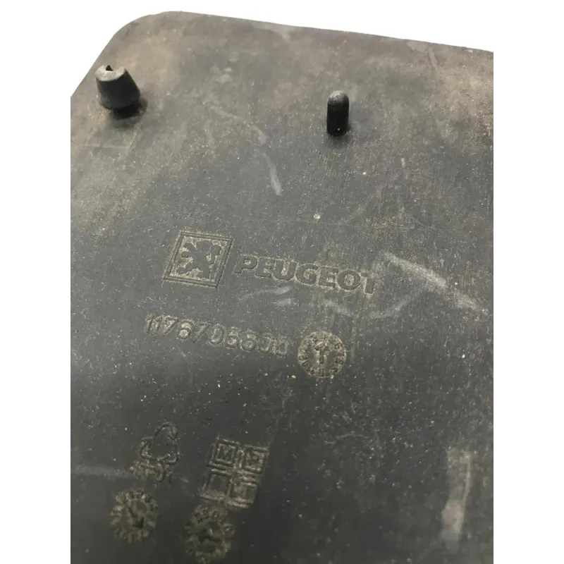 Entourage compteur PEUGEOT SATELIS 125 2006-2008