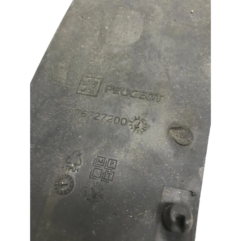 Entourage compteur PEUGEOT SATELIS 125 2006-2008