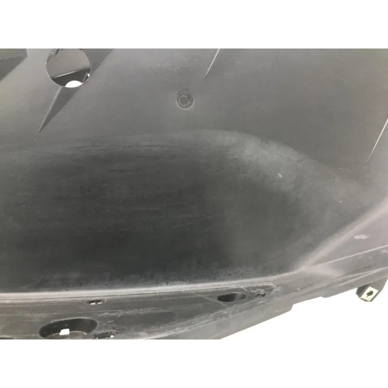 Plancher marche pied YAMAHA YPR 125 2010-2013 XMAX ABS