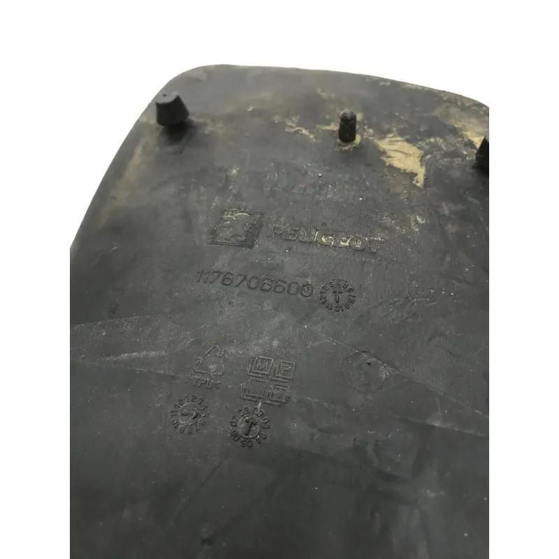 Bac a batterie PEUGEOT SATELIS 125 2007-2011 COMPRESSOR