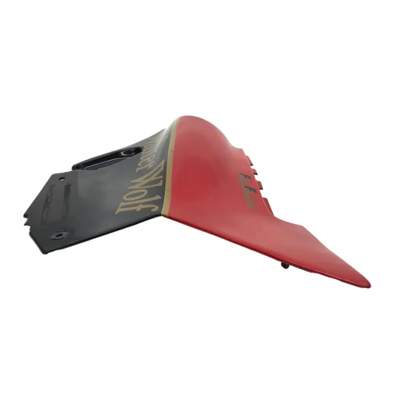 Cache carenage sous selle droit SUZUKI RG 500 1985-1987