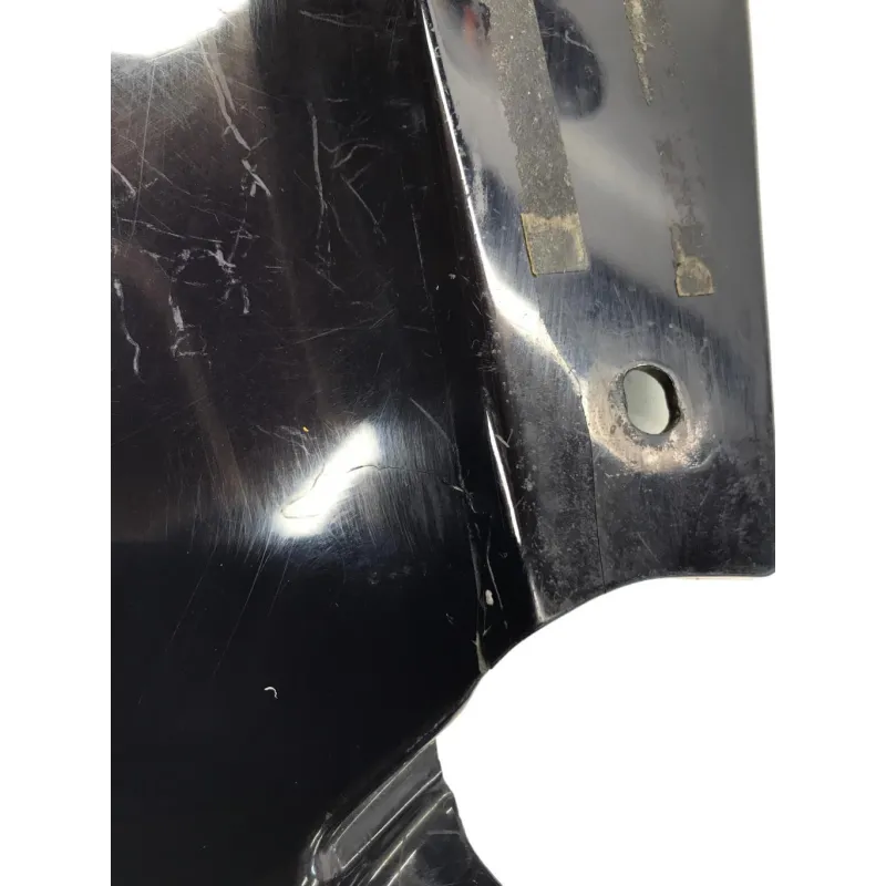 Cache carenage sous selle droit SUZUKI RG 500 1985-1987