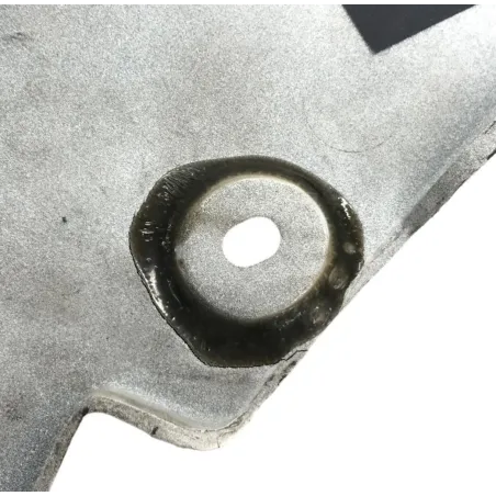 Cache carenage sous selle gauche SUZUKI GSXR 750 1985-1987