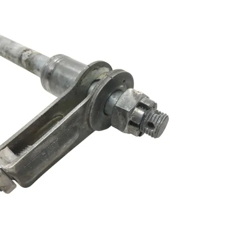Axe de roue arriere KAWASAKI KZ 250 1980-1983