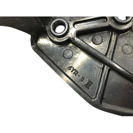 Platine avant droite YAMAHA FZS 600 1998-2003 FAZER