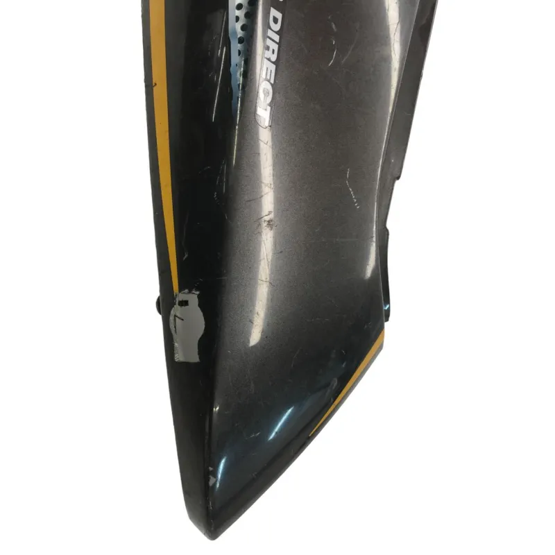 Cache carenage coque arriere gauche SUZUKI GSXR 750 1996-1999