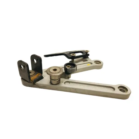 Platine avant droite PEUGEOT XR6 50 2000-2003