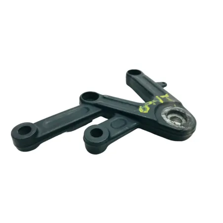 Platine avant droite TRIUMPH DAYTONA 955 1997-1998 T595