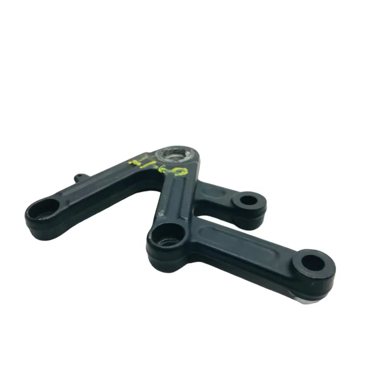 Platine avant droite TRIUMPH DAYTONA 955 1997-1998 T595